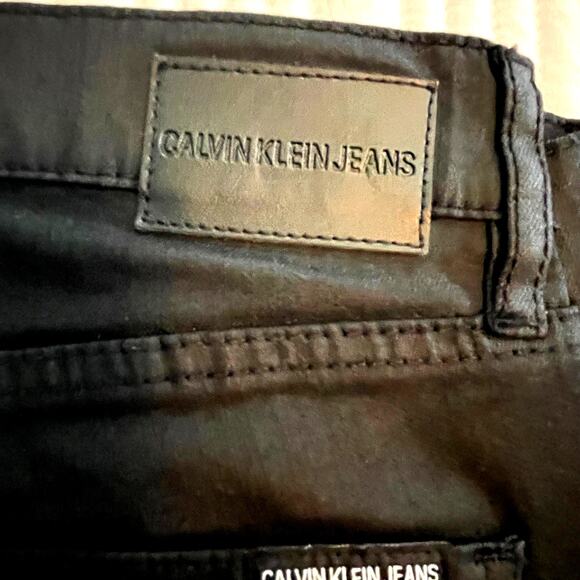 Calvin Klein Jeans, Size 26, Black High-Rise Skinny Jeans - Picture 9 of 11
